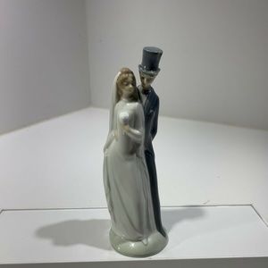 Lladro NAO Bride And Groom Figure/Cake Topper